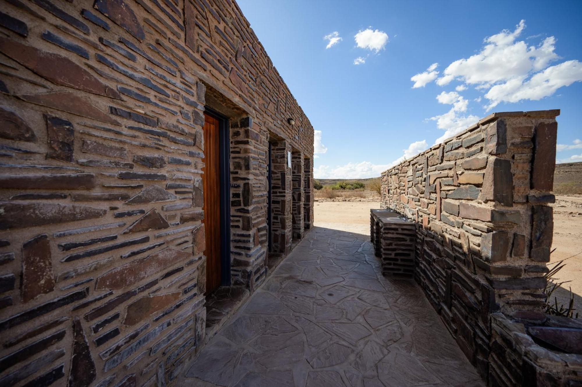 Canyon Roadhouse Campsite Fish River Canyon Oda fotoğraf
